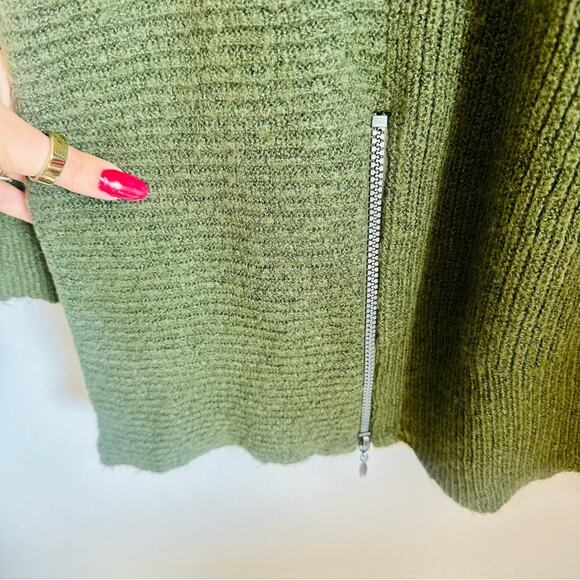 FADED GLORY Olive Green Side Zip Asymmetrical Knit Turtleneck Cowl Sweater M - Picture 10 of 11
